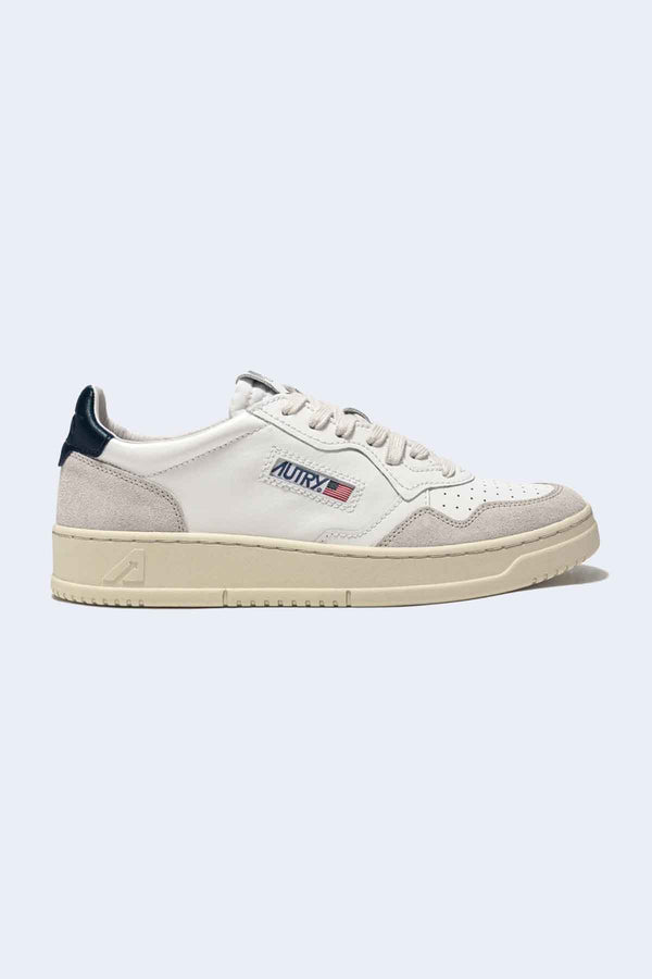 Men's Medalist Low Leather Suede Sneaker in White Blue