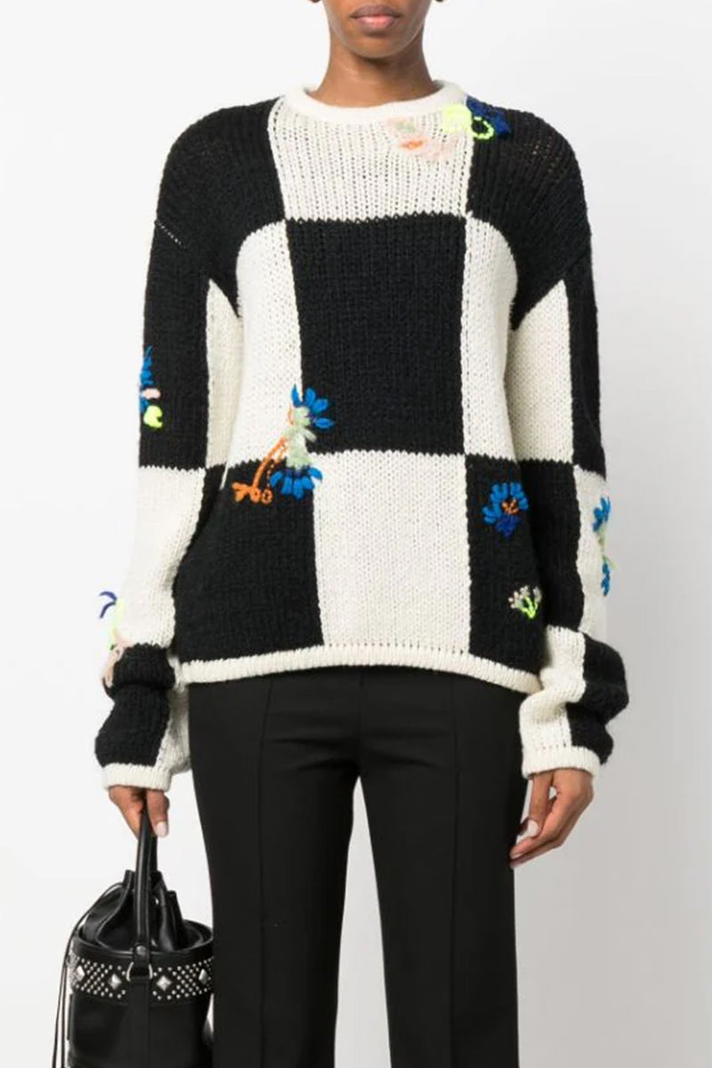 Le Grand Damier Embroidery Wool Sweater  in Noir