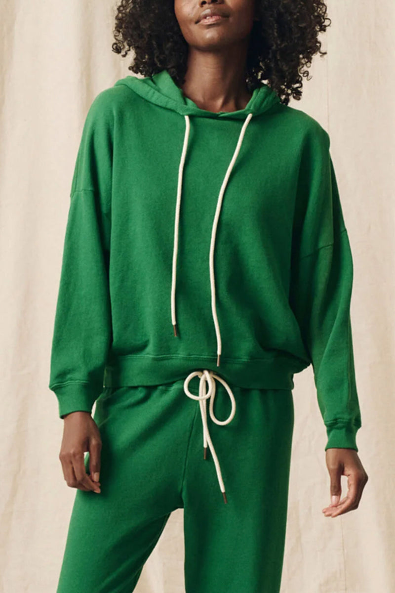The Teammate Hoodie in Holly Leaf