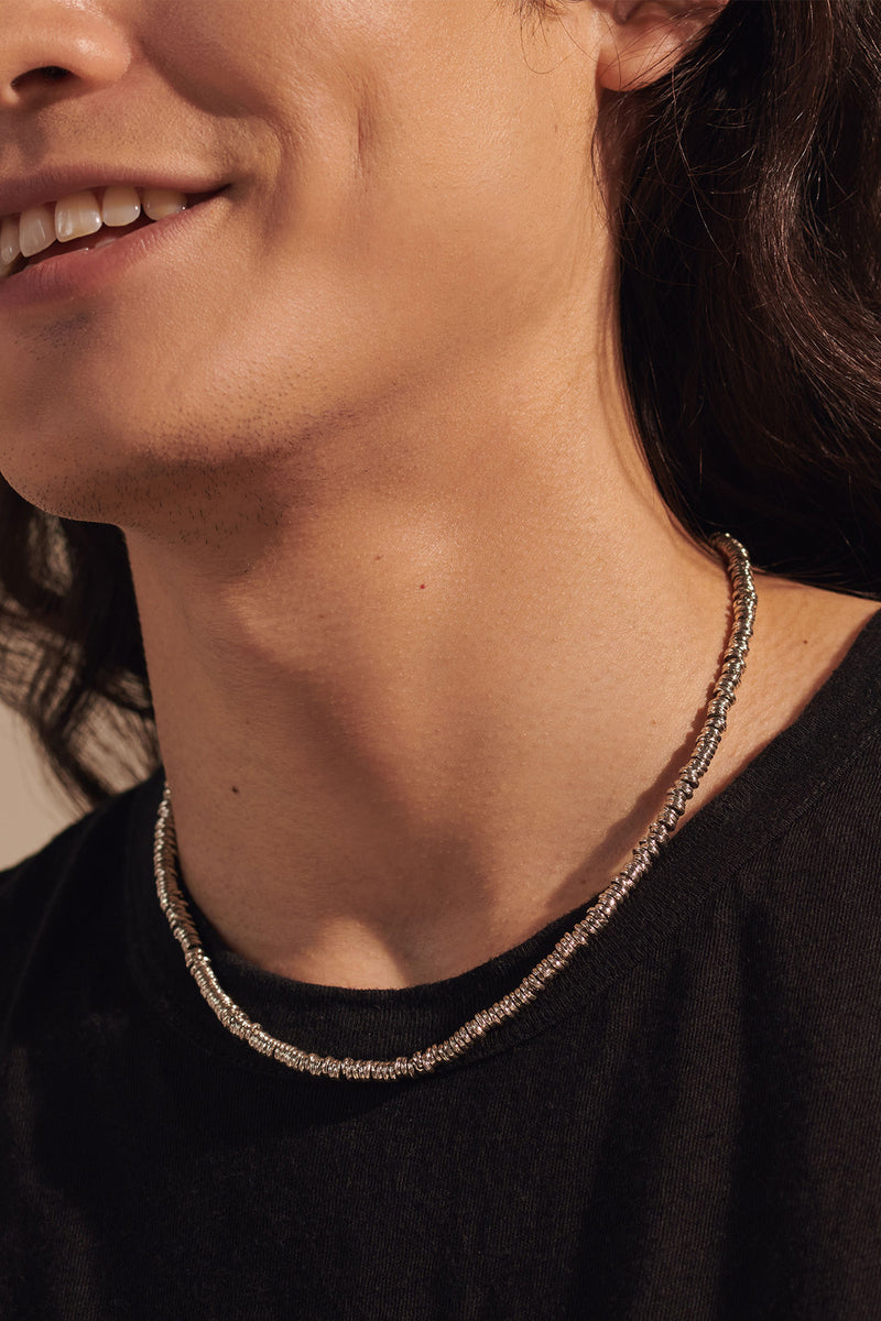 Classic Chain Heishi Silver Necklace in Silver