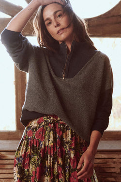 The Trail Sweatshirt in Navy