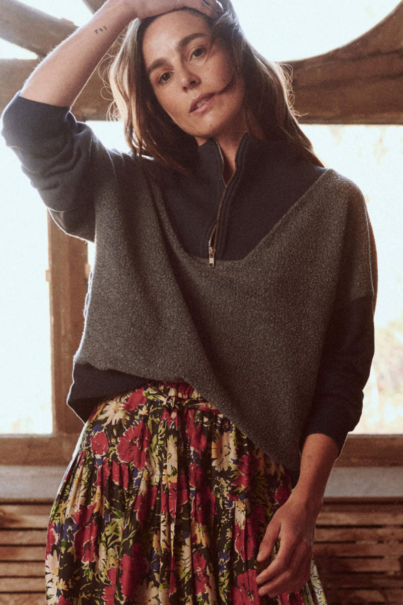 The Trail Sweatshirt in Navy