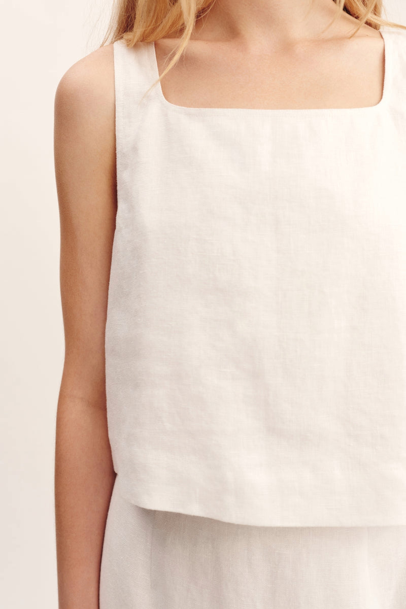 Val Top in Ivory