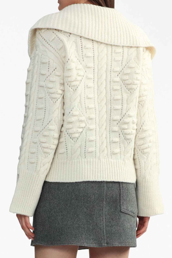 Cele Long Sleeve Sweater With Collar in Cream