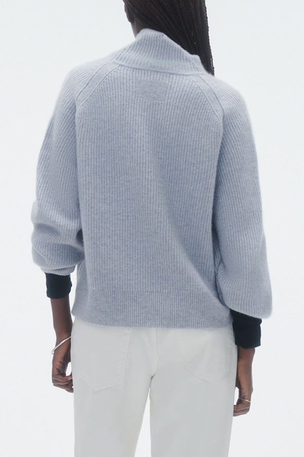 Cropped Rib Turtleneck Pullover in Stone