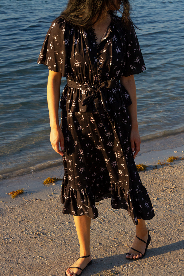 Clara Bouquet Floral Dress in Black
