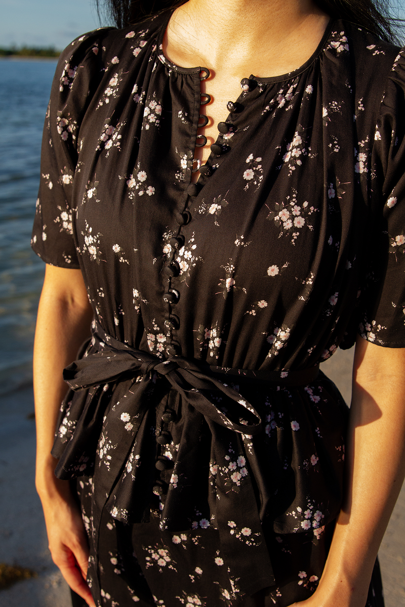 Clara Bouquet Floral Dress in Black
