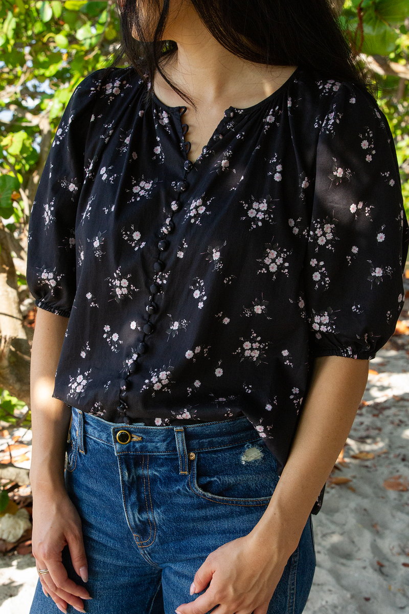 Lily Bouquet Floral Blouse in Black