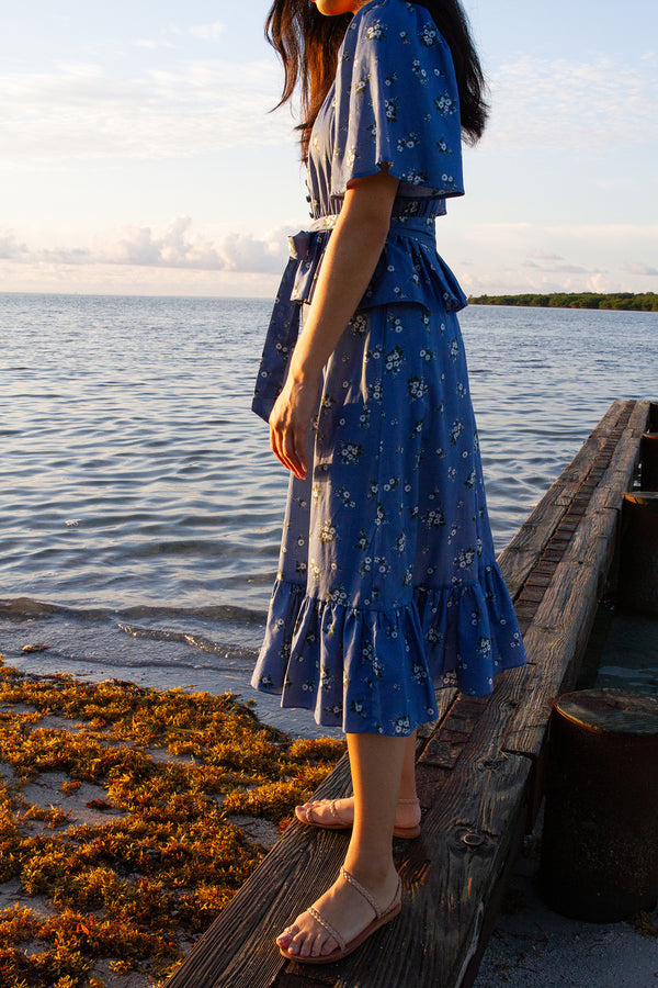 Clara Bouquet Floral Dress in Mid Blue