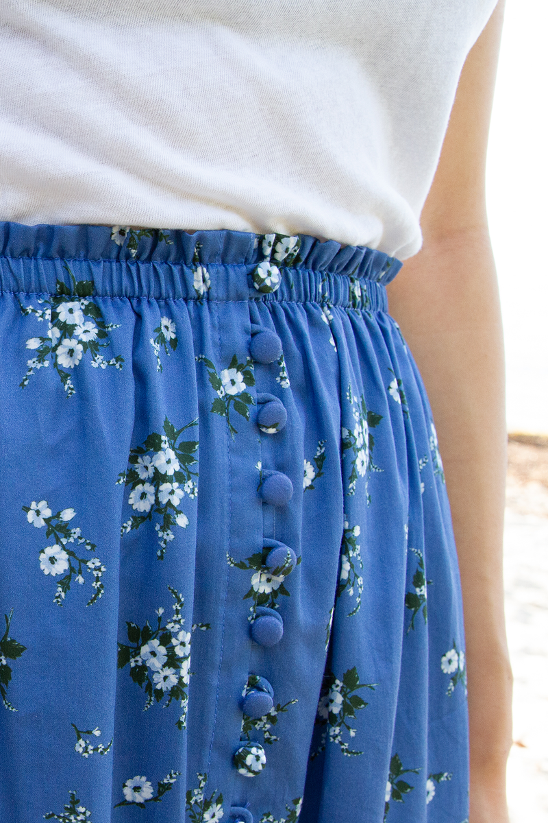 Camille Midi Bouquet Floral Skirt in Mid Blue
