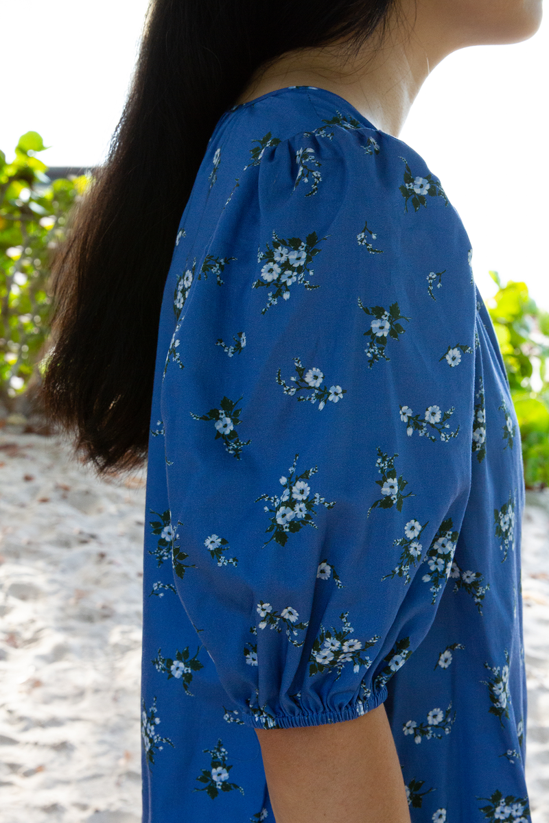 Lily Bouquet Floral Blouse in Mid Blue