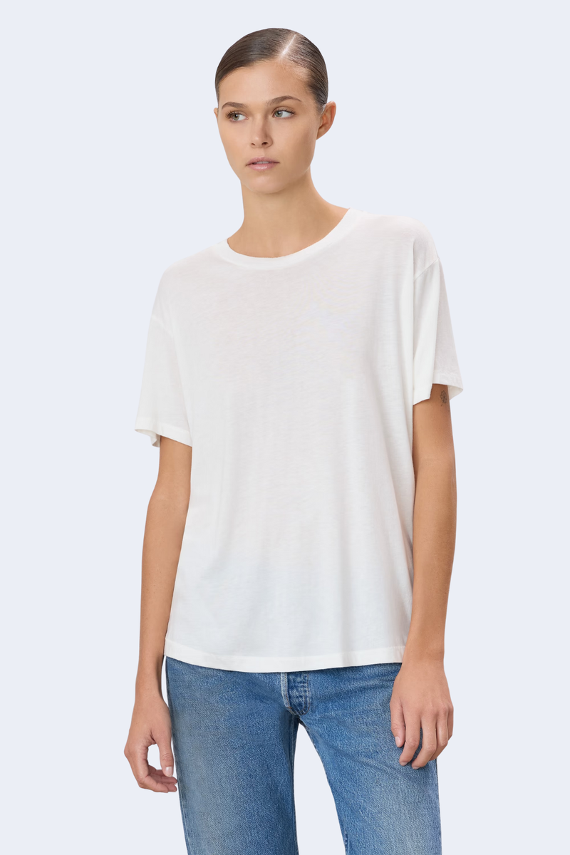 Short Sleeve Boyfriend T-Shirt in Ivory