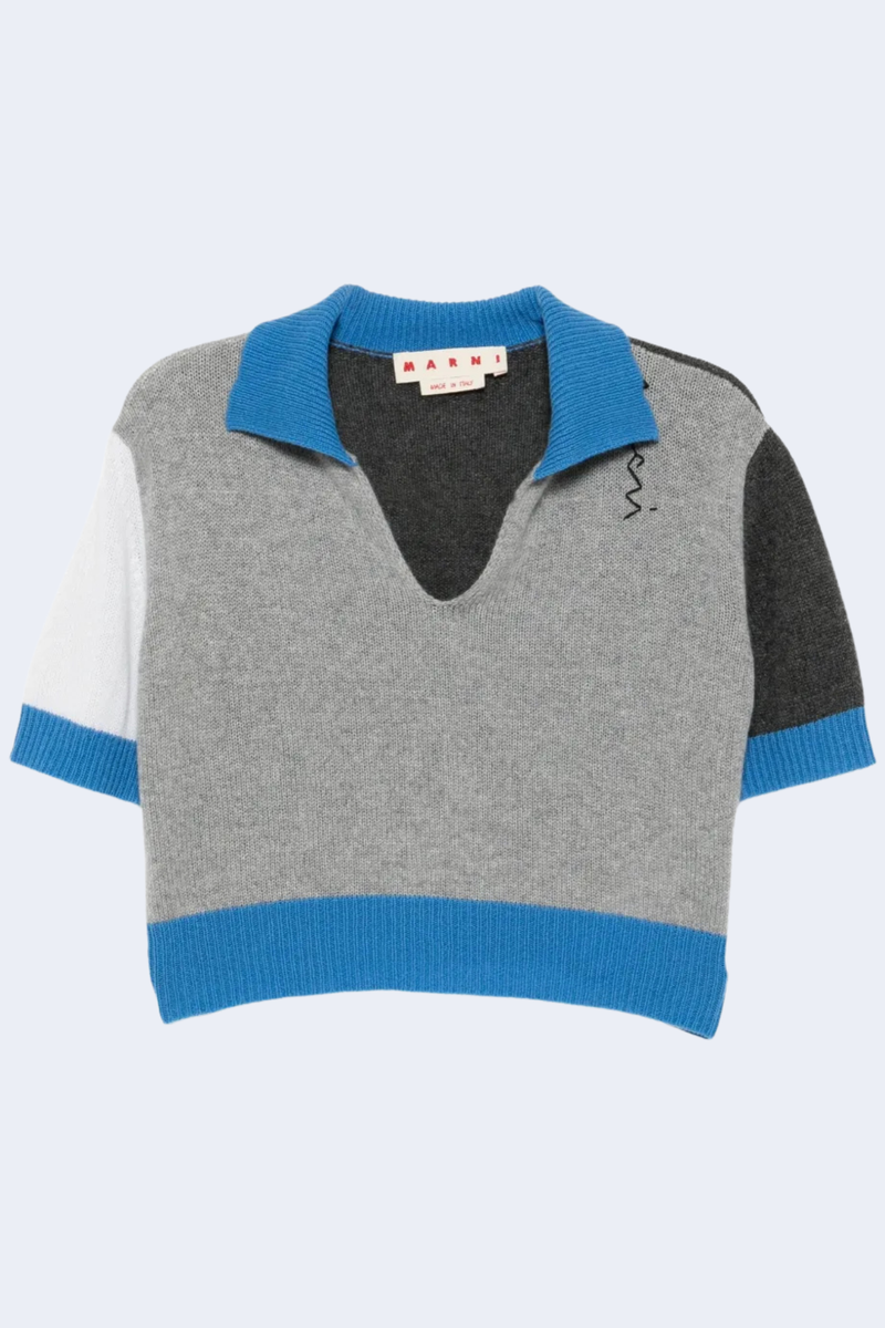 Short Sleeve V-Neck Sweater With Ribbed Bottoms in Inox