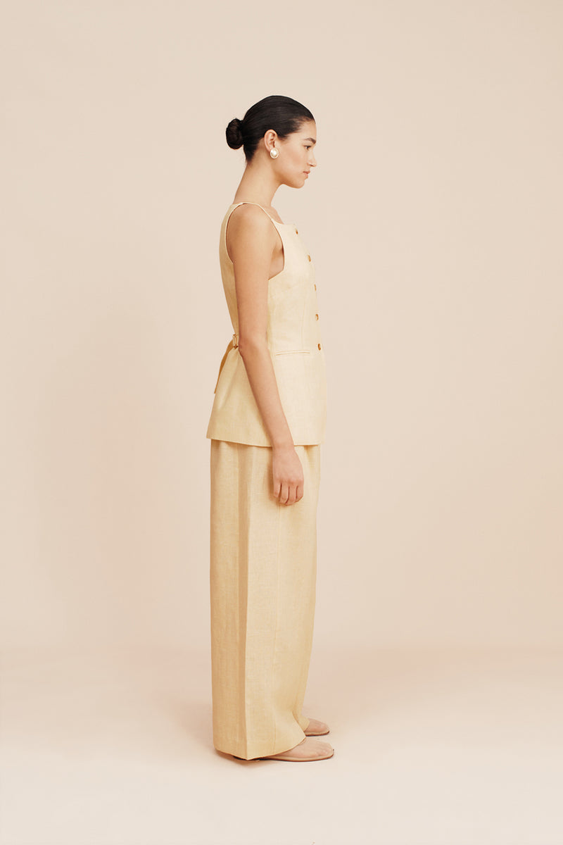 Nancy Gilet Top in Dusty Citron
