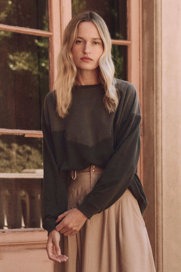 The Western Slouch Sweatshirt in Washed Black