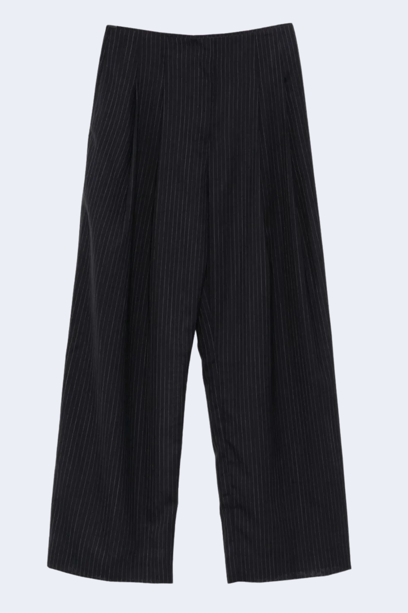 Carries Trouser in Midnight / White