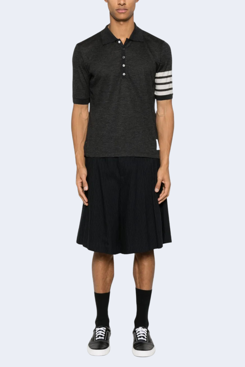 Short Sleeve Rib Cuff Polo In Wool Jersey W/4 Bar in Charcoal
