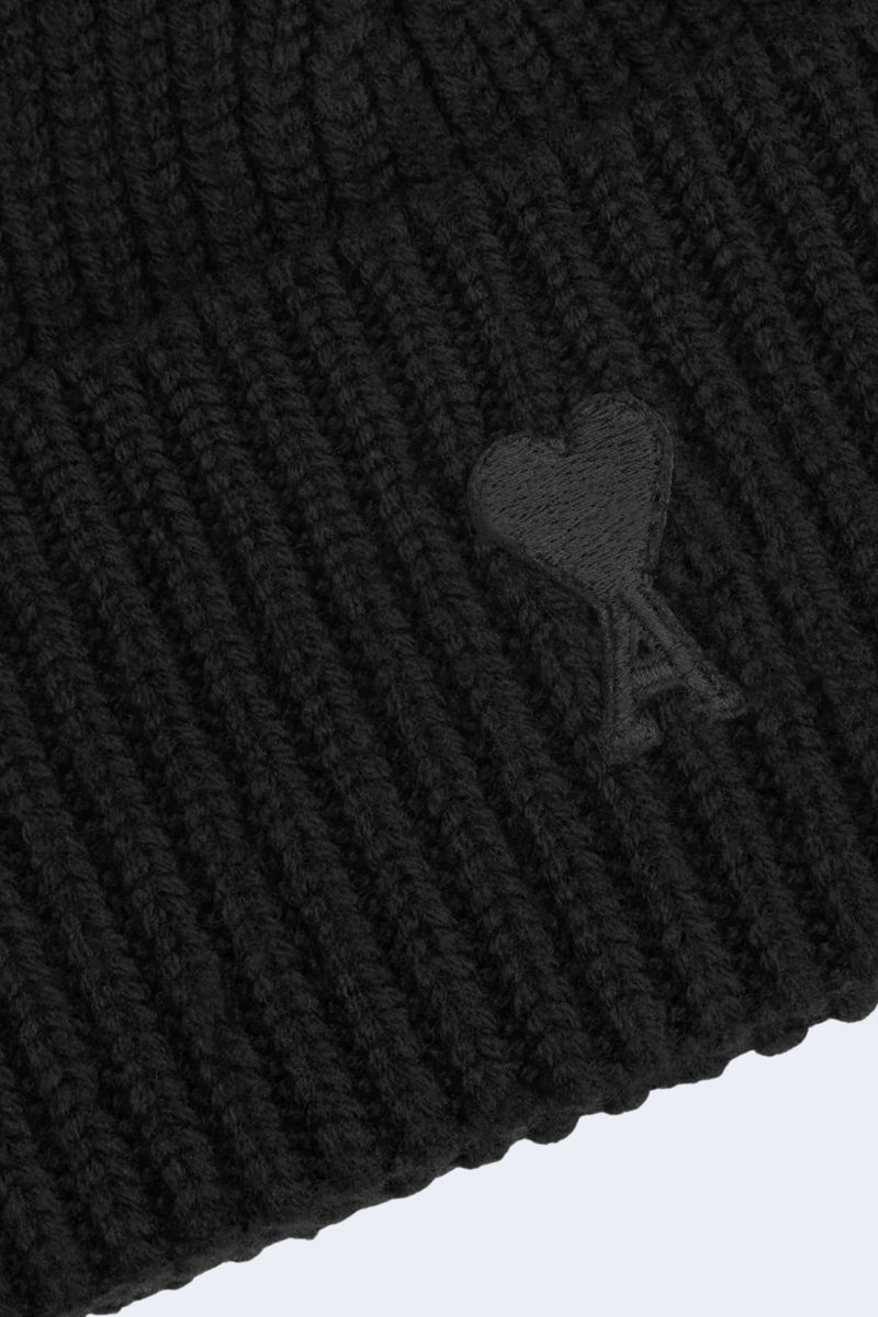 Felted Merino Wool Beanie in Noir/Noir