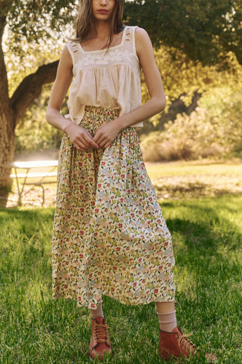 The Viola Skirt in Floating Petals Floral