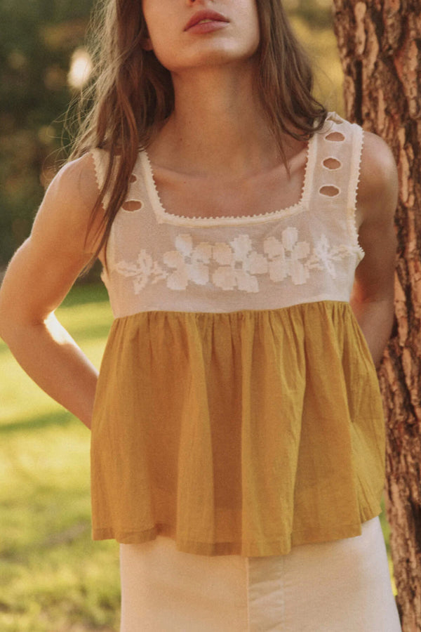 The Whimsy Top in Cream & Straw