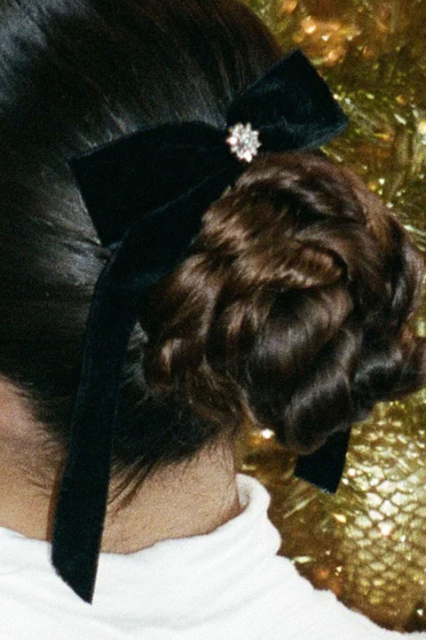 Bow Barrette in Iconic Velvet