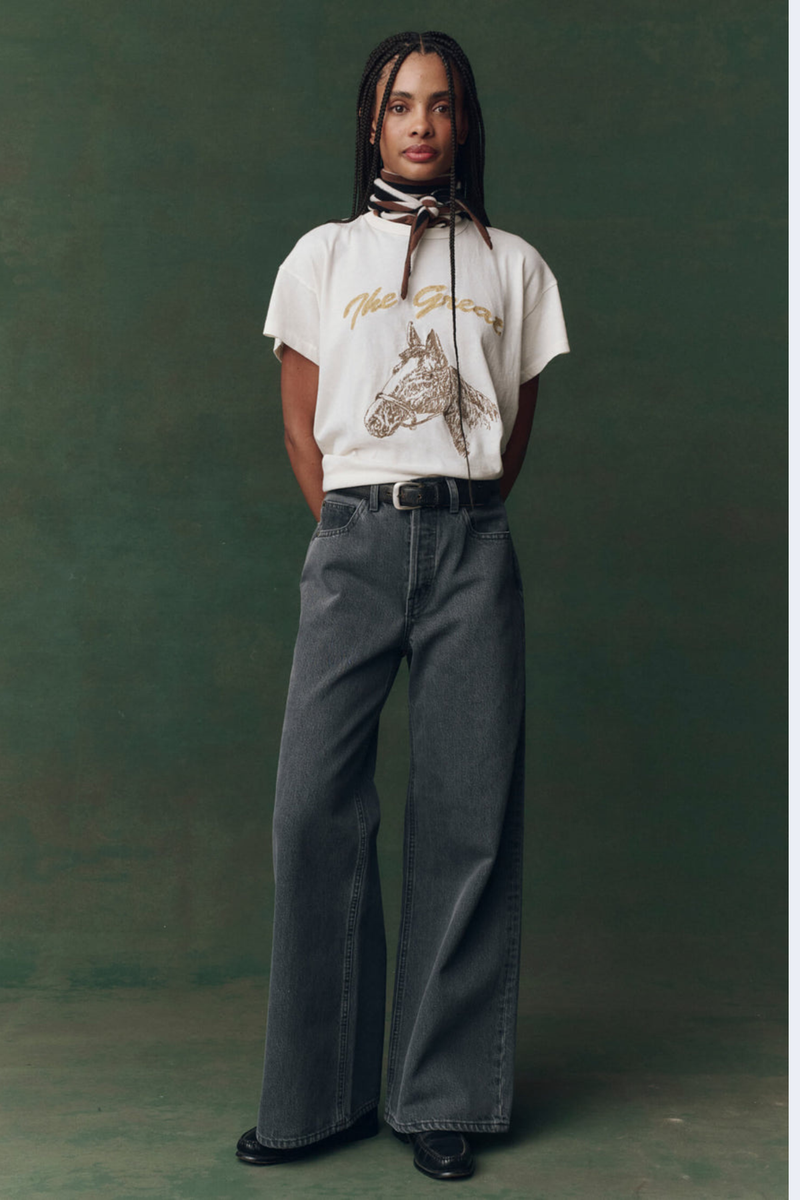 The Boxy Crew W/ Horse Embroidery in Washed White