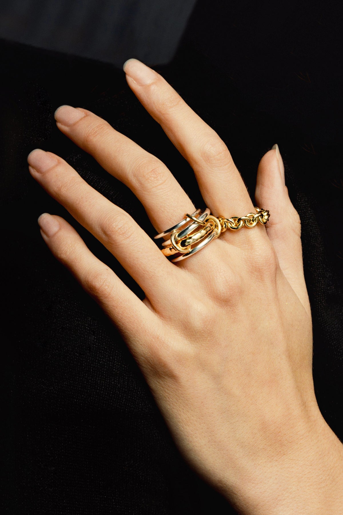 Medium Fused Serpens Ring in Yellow Gold – TENET