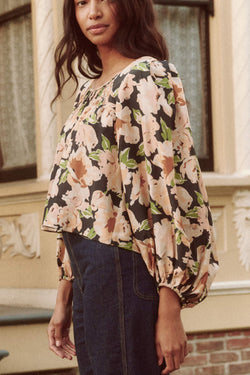 The Magpie Top in Victorian Rose Print