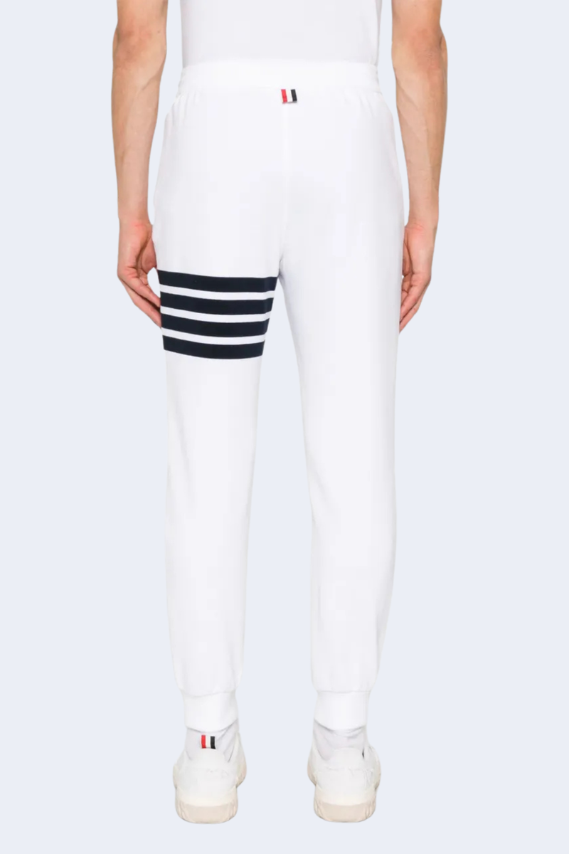 Sweatpants In Classic Loopback W/ Engineered 4 Bar in White/Navy