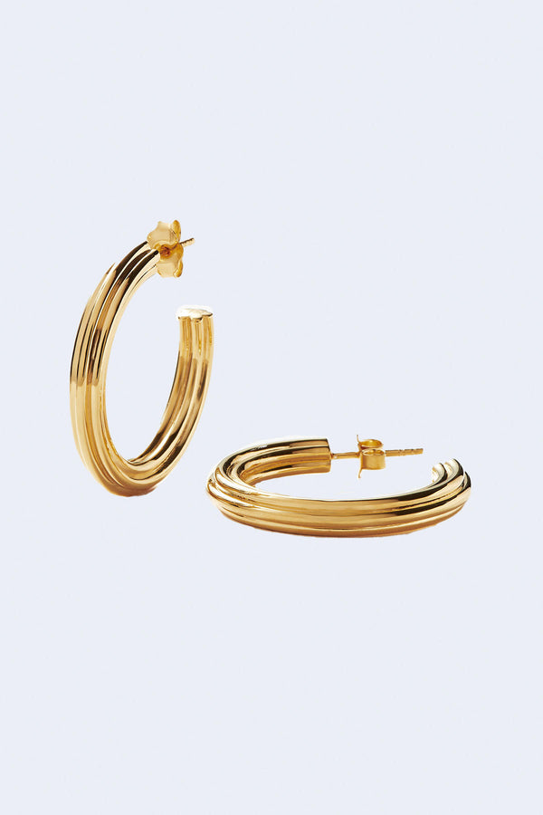 Ridge Large Hoop Earrings in Gold