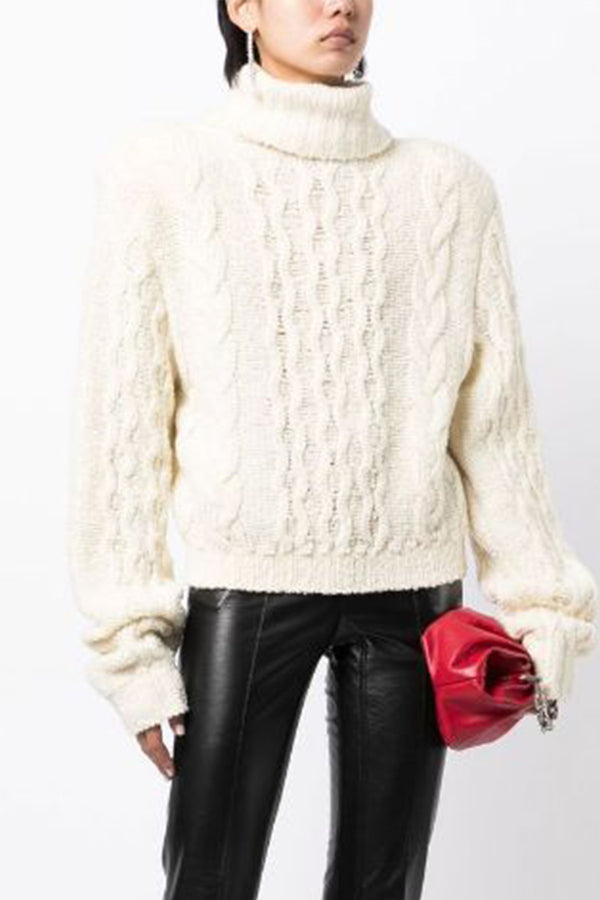 Knitwear 09 Turtleneck  in Cream
