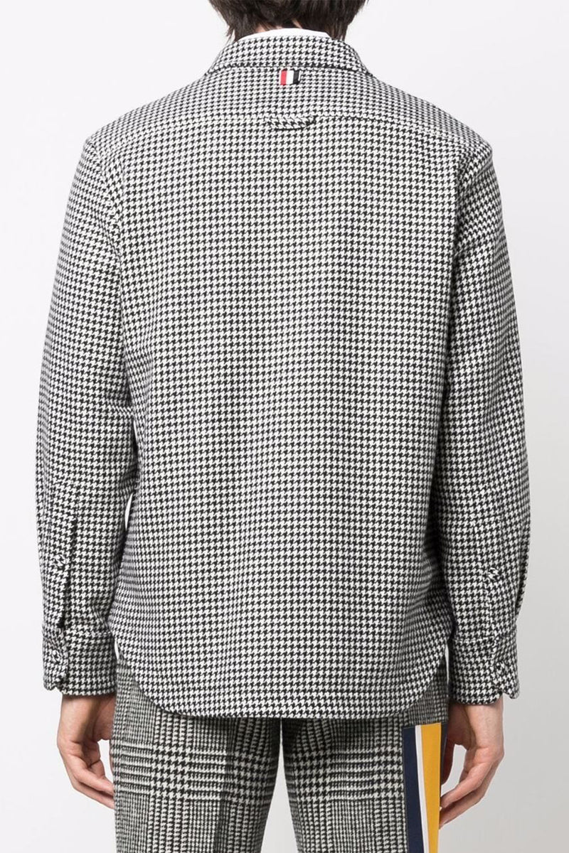 Snap Front Shirt Jacket In Houndstooth Lambswool in Black White