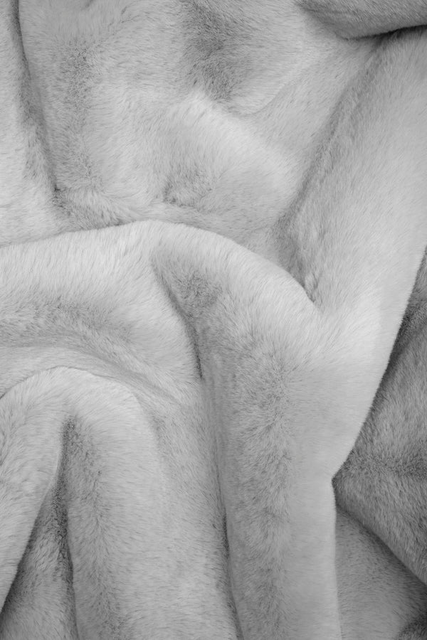 Brady Blanket in Smoke